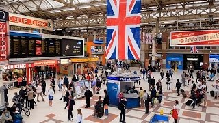 A Walk Through The London Victoria Station London England [upl. by Neram]